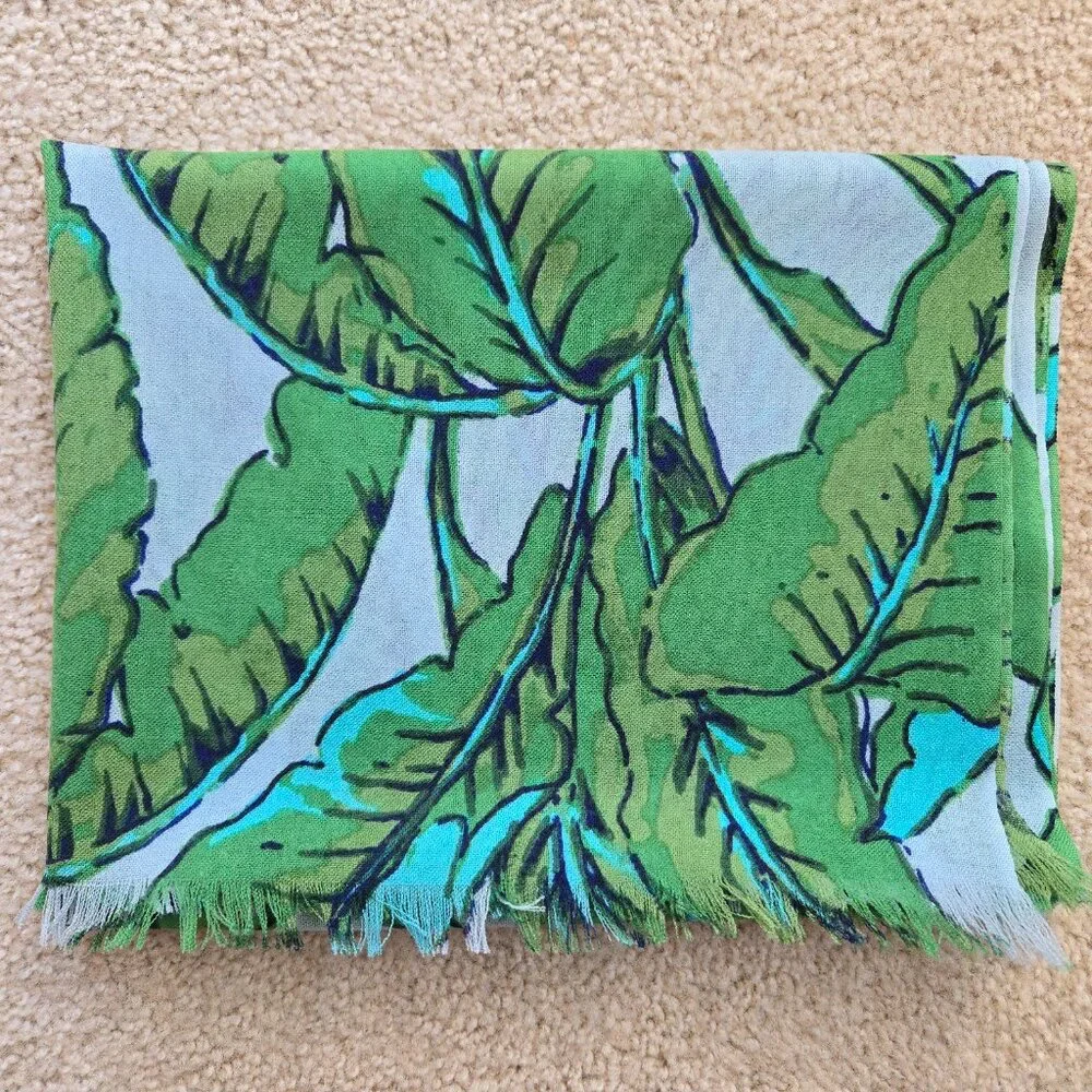 NWOT Vineyard Vines 100% Merino Wool Lightweight Banana Leaf Scarf Tropical